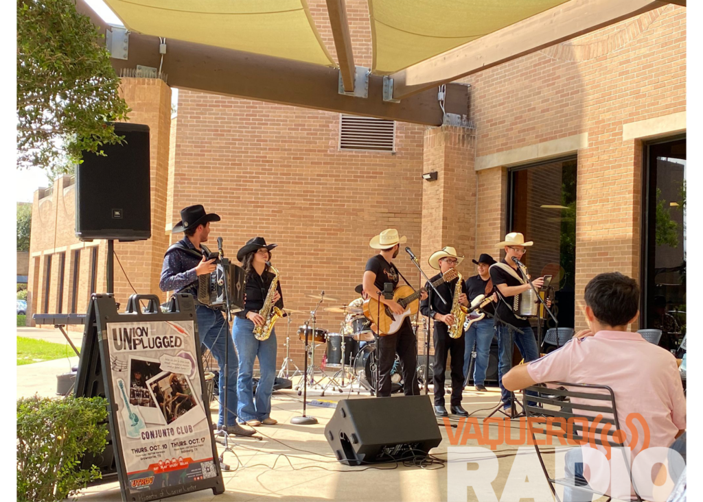 Conjunto Club performs Thursday at the Union Unplugged on the Edinburg Campus. 
Celeste Cruz / Vaquero Radio