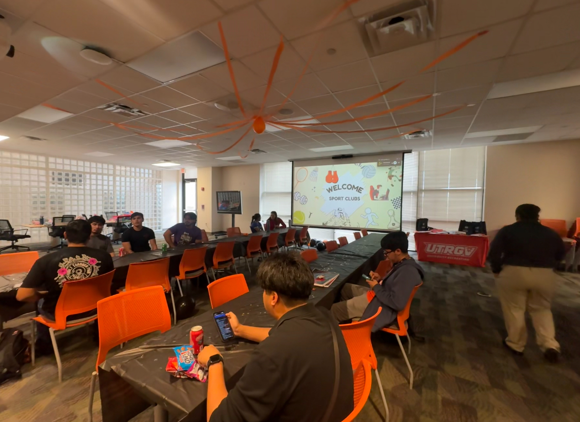 Members Connect at Spring Sport Social 